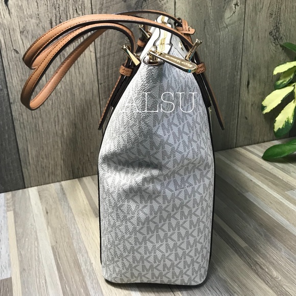 Michael Kors Ciara LG EW TZ Tote Vanilla W AUTHENT - Picture 6 of 8